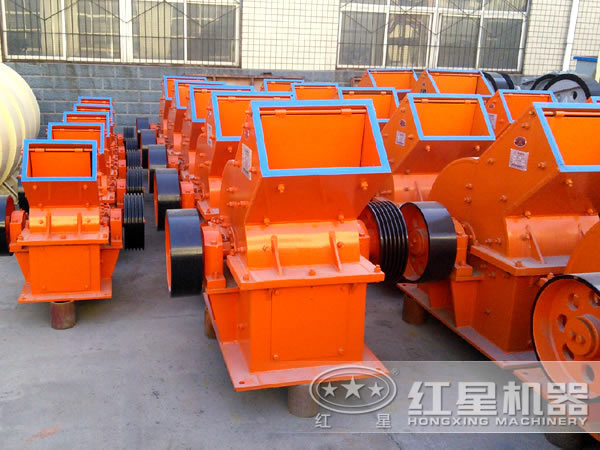 河南錘式破碎機廠家廠區(qū)一角